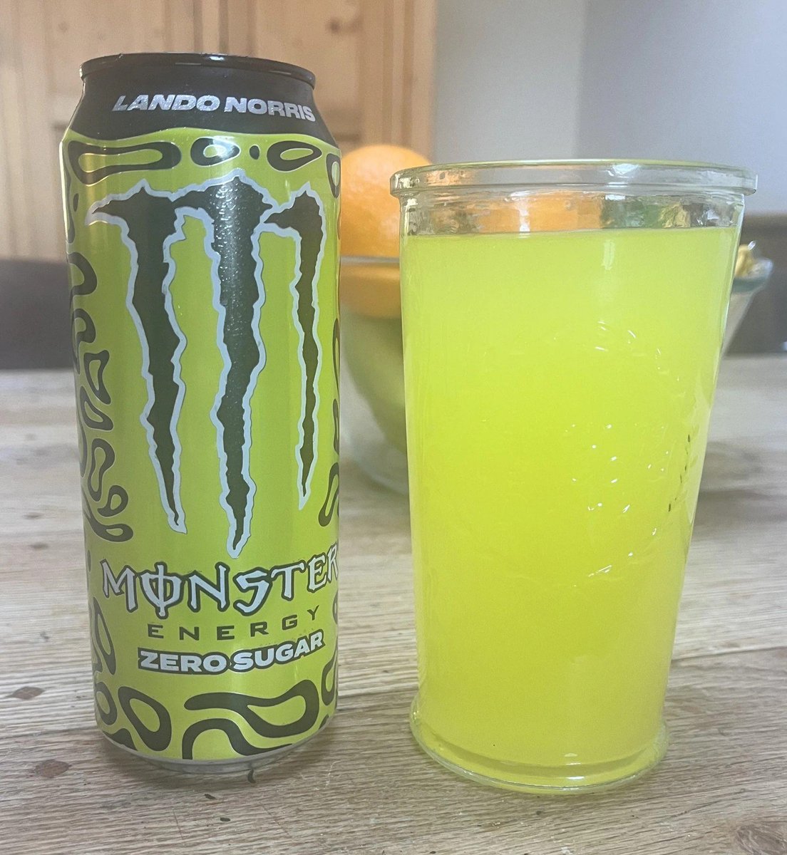 MaxArgento33's tweet photo. Por qué estoy medio maricon y ando llorando por todo si estoy tomando...

LA MONSTER DE LANDO NORRIS: https://t.co/EgyTR4zkZh