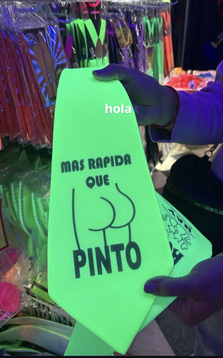 DutchArg's tweet photo. Para las colapintadas JAJJA #Francolapinto https://t.co/o2x1E4M3wZ