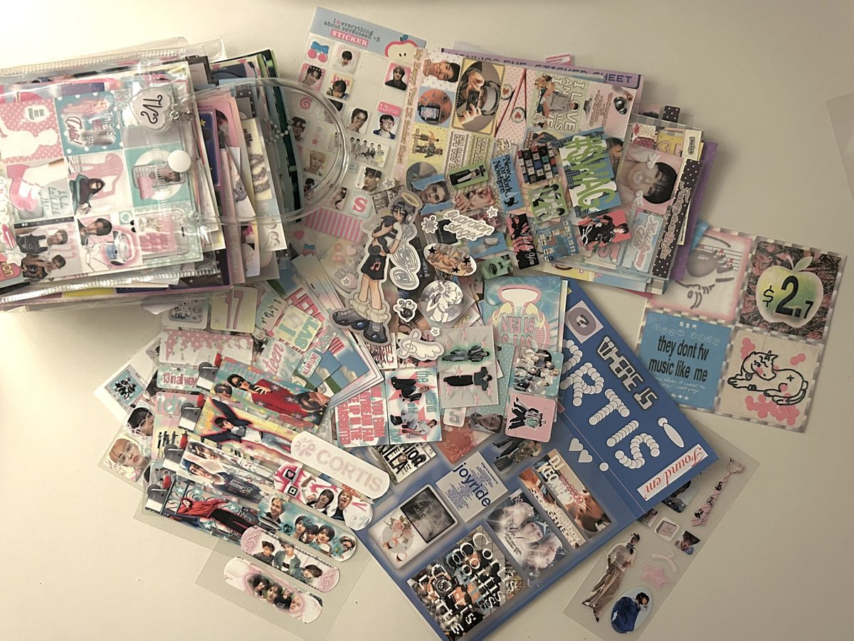 keonfle's tweet photo. i <333333 sticker sheets ★ https://t.co/03x8BiY5qI