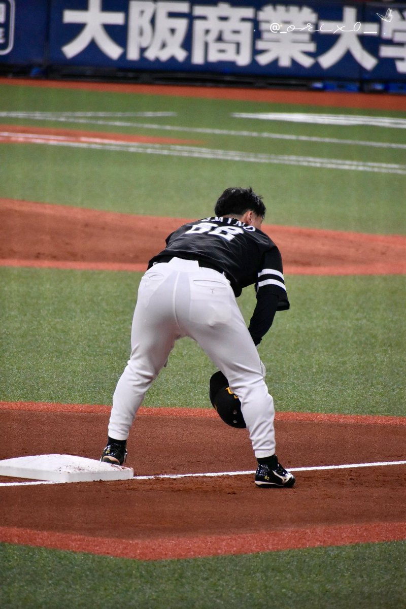 _orix0_h's tweet photo. 全力疾走後の海ちゃん

#海野隆司
#sbhawks
#ソフトバンクホークス https://t.co/DGgNZyWQ21