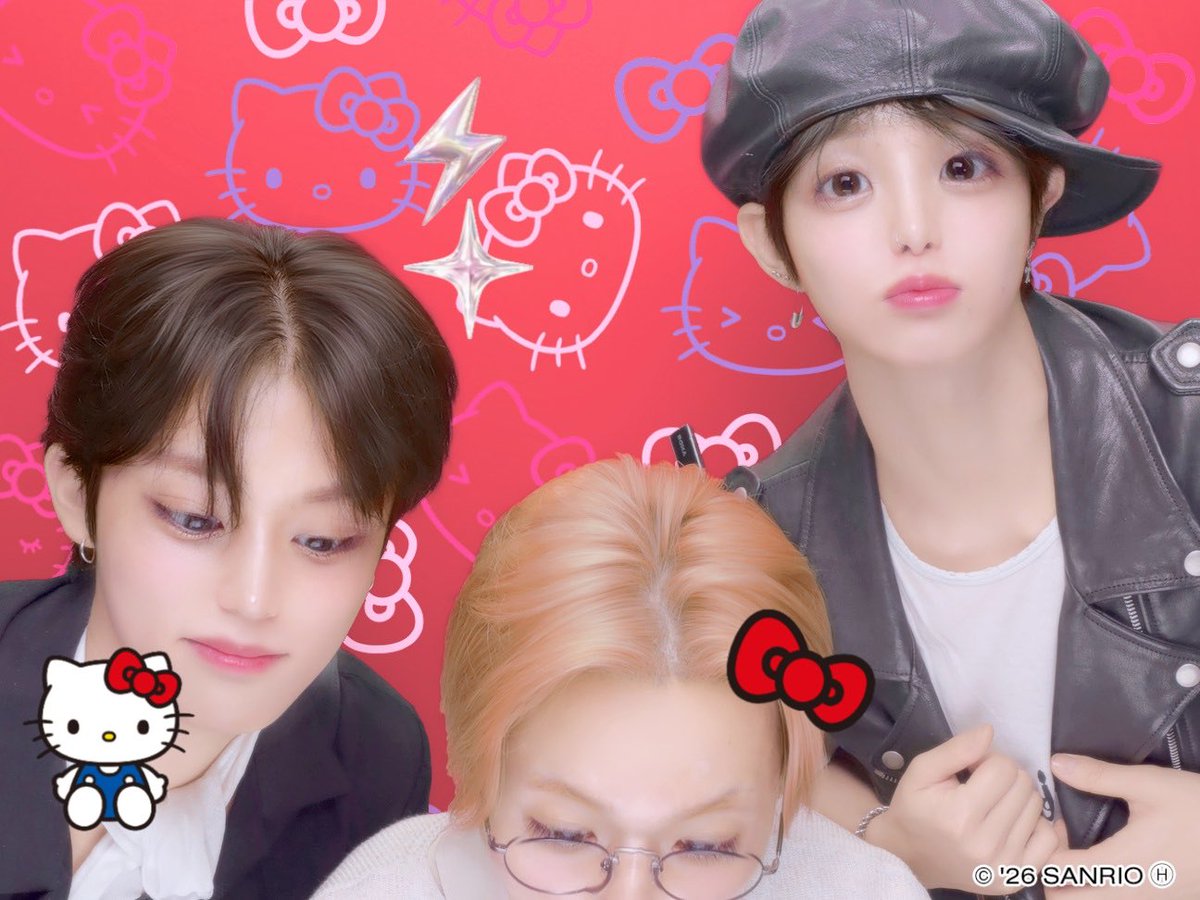 parkbeaus's tweet photo. doyoung shared the soft copies of their purikura !!!!! 

🐰 ParkDoHoonz https://t.co/E4jUHP0tk6