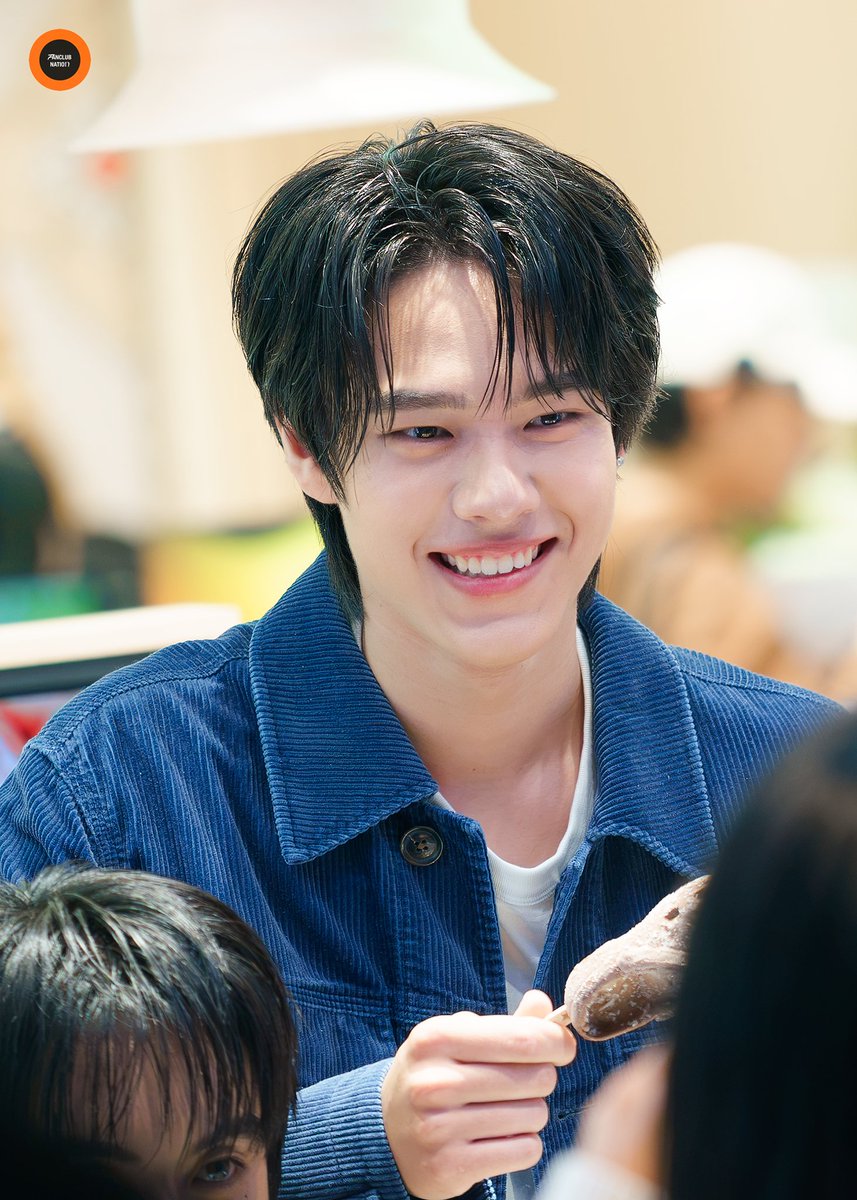 fanclubnation's tweet photo. ยิ้มหวานมัดใจพี่สาว ☺️❤️
#CrocsthX9214KIDS #CrocsCentralwOrld
#9214KIDS #FARESklahan https://t.co/iYb8OdYmws