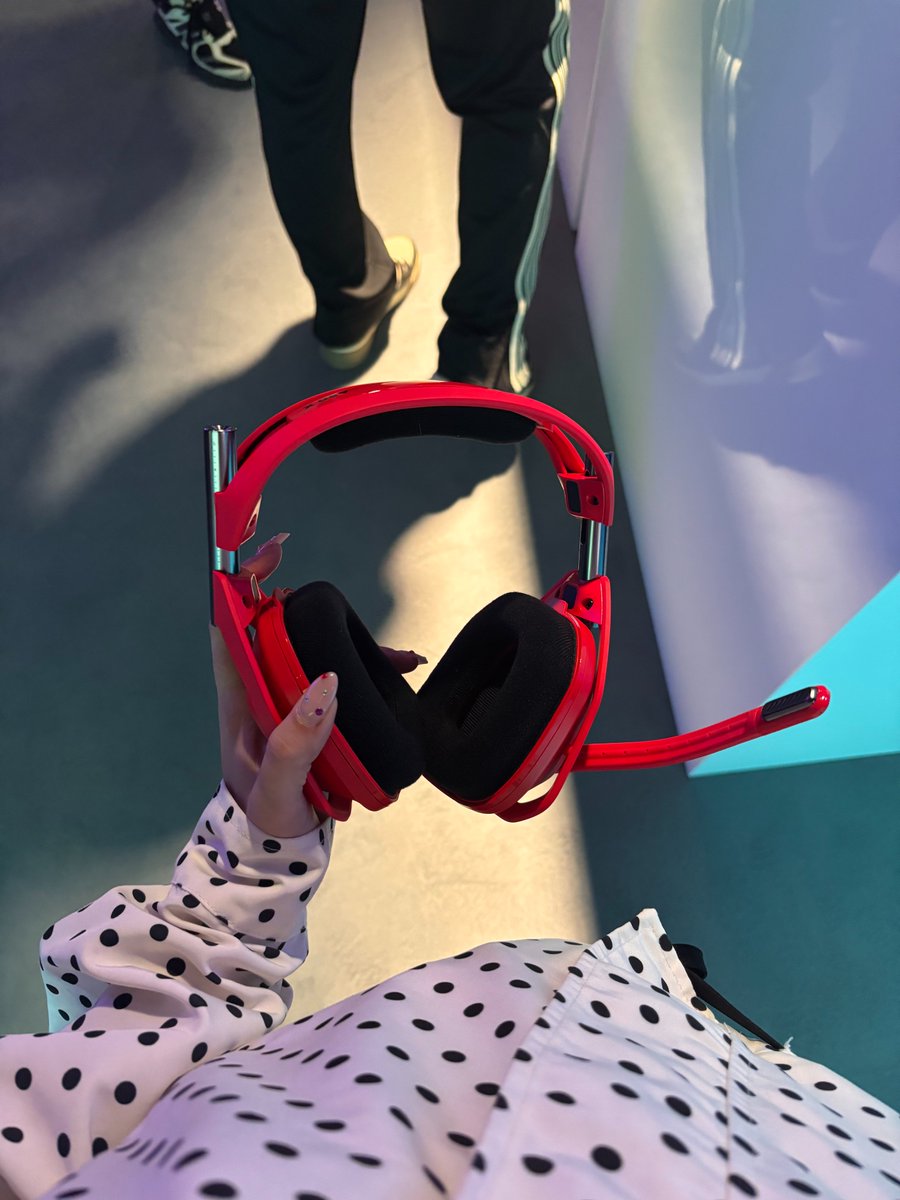 LogitechG_ES's tweet photo. Close up de algunos de los nuevos lanzamientos que se presentaron en #LogitechGPLAY.
ยฟCuรกl tienes mรกs ganas de probar?๐ค https://t.co/F7hwsPiRTC