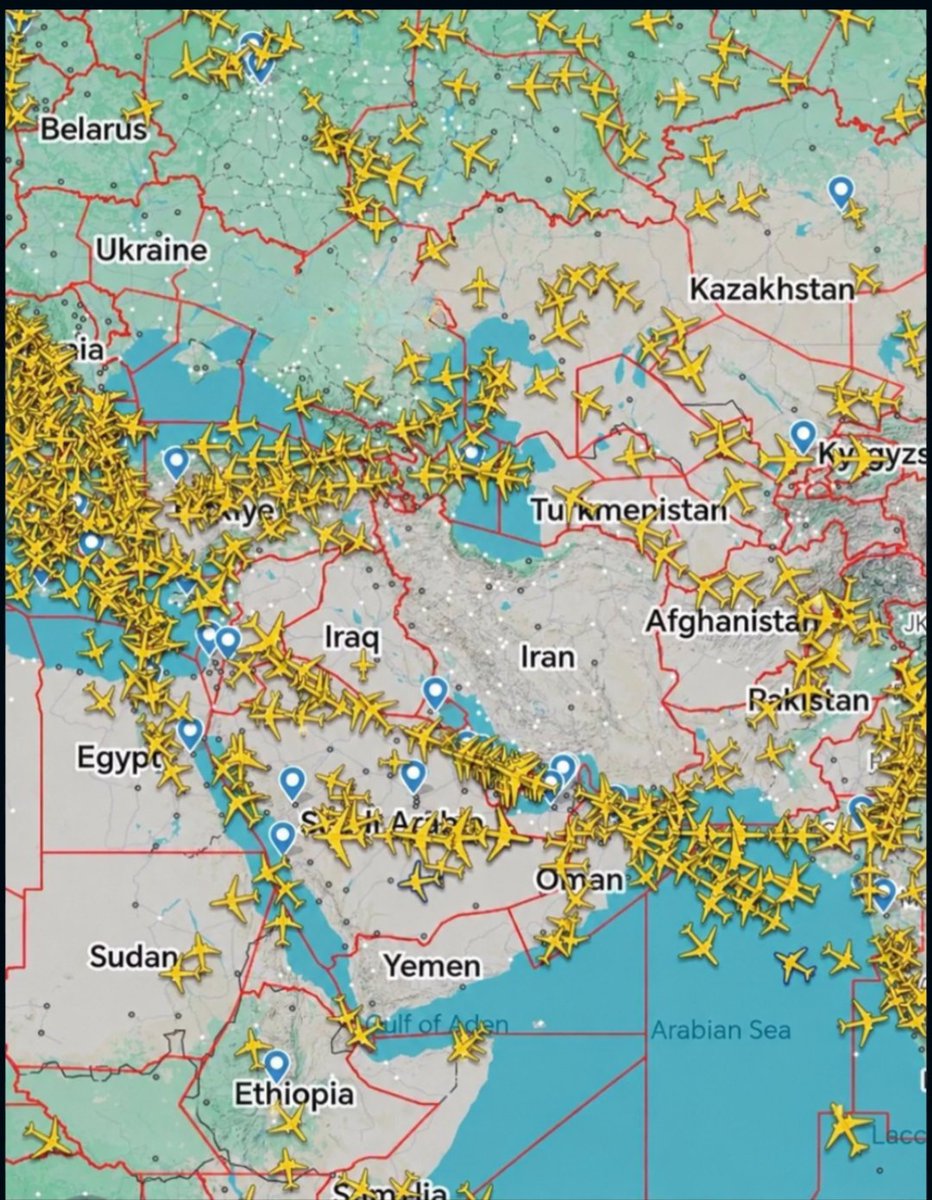 MideastIntelX's tweet photo. The skies over #Iraq and #Iran are almost devoid of civilian aircraft https://t.co/zs9gI99ksh