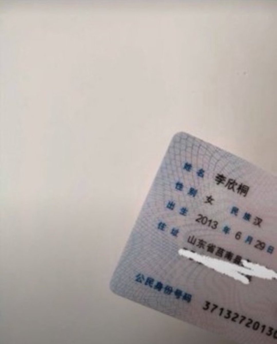 VictoriaKis8nv's tweet photo. 睡不着！！！臭美一下

有人想锐评一下我13岁的燥福嘛 🥹   

看完不许瞎说，赶紧看，我要删了… https://t.co/nnIH0DXo9M