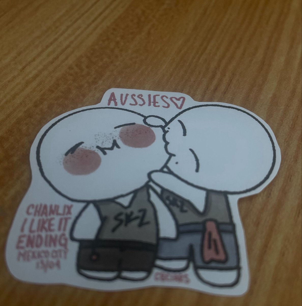 __Nufar__es's tweet photo. el freebie que me dieron 😭😭😭 que cute https://t.co/HT0LddYnBP