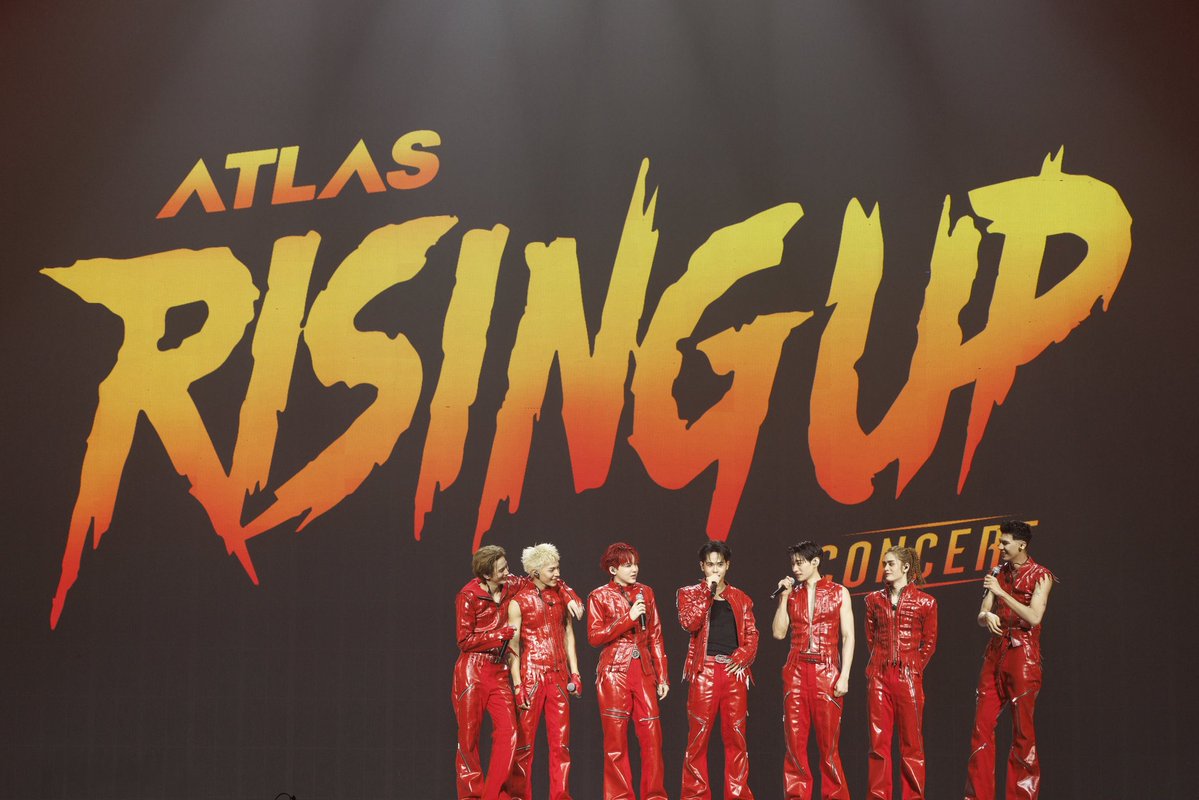 Hello98_th's tweet photo. น้ำตาล้นฮอลล์! ATLAS พาเอลิสทะยานสู่ “RISING UP CONCERT” 
สาดความทรงจำ เสิร์ฟทุกความสุขตลอดค่ำคืน
🔗 https://t.co/iAcse1G57U

#ATLASRisingUpConcert #ATLASth #ATLAS_th #teeteepor https://t.co/tOyUipIOPK