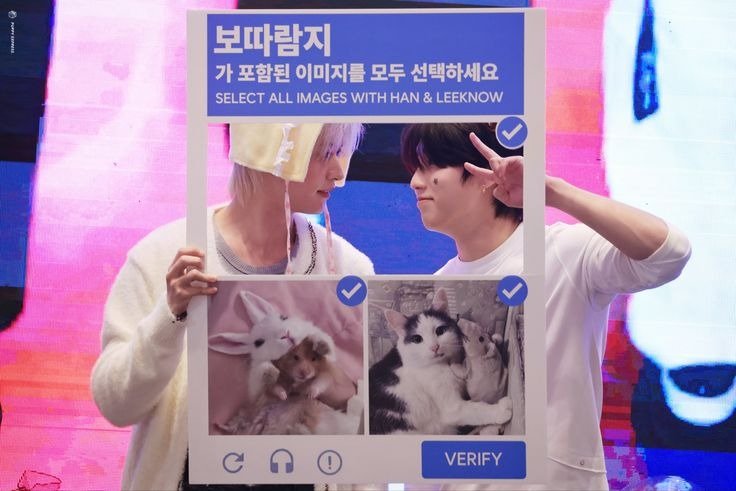 tskzsaurus's tweet photo. I don't wanna look at anything else now that I saw you
I don't wanna think of anything else now that I thought of you
Been sleeping so long in a 20-year dark night
And now I see daylight
I only see daylight

#minsung https://t.co/bLQWJDsdpg