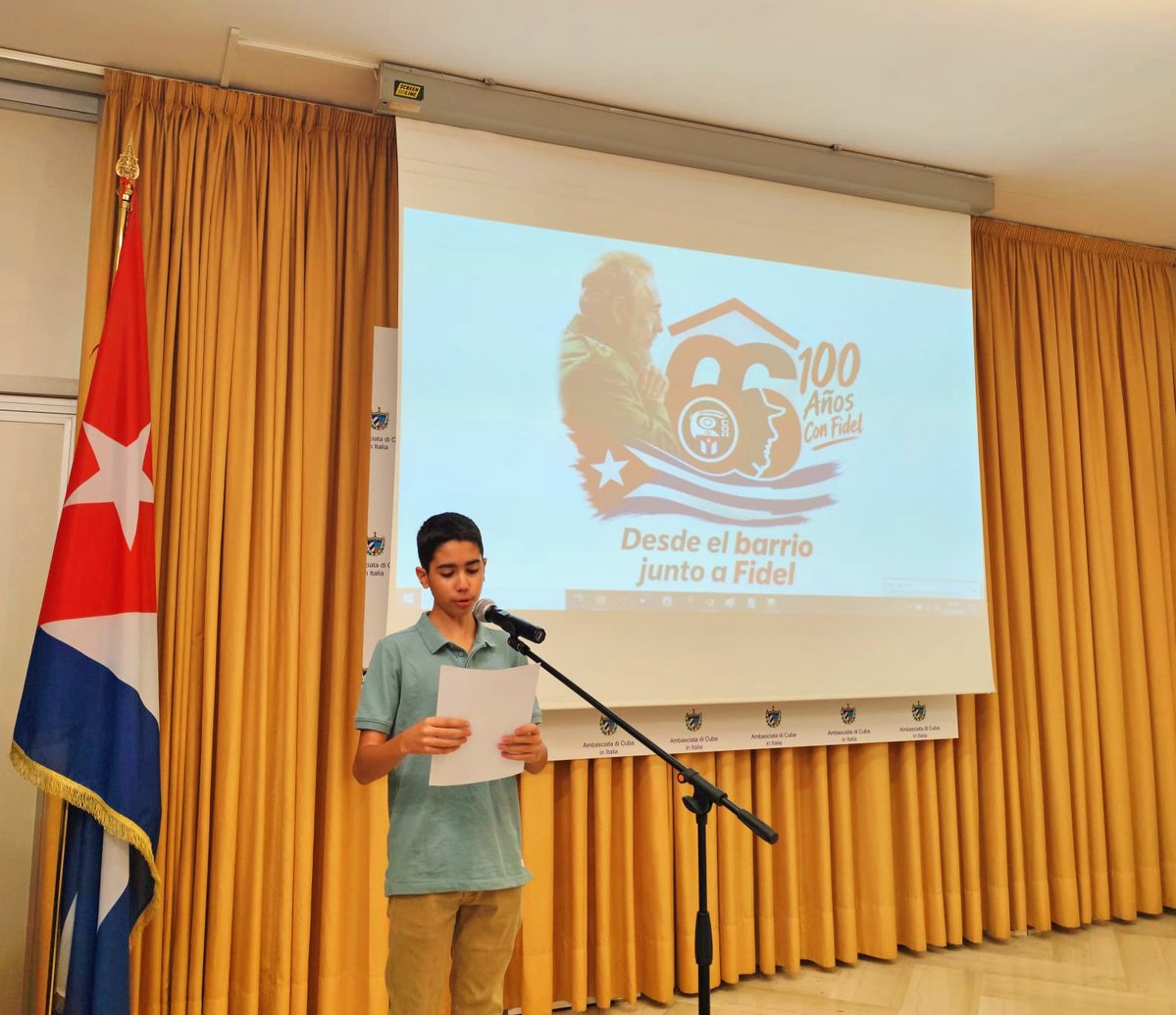 EmbaCuba_Italia's tweet photo. Celebramos en @EmbaCuba_Italia el 66 aniv. de los #CDRCuba

Desde la trinchera de nuestra política exterior y #DesdeElBarrioJuntoAFidel, "llenos de energía y de vigor, con más coraje, con más dignidad y con más espíritu de lucha que nunca", seguiremos defendiendo la Revolución🇨🇺. https://t.co/BZdTTD7YaK