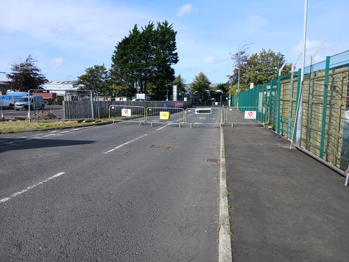 dcsdcouncil's tweet photo. 🚨 PENNYBURN RECYCLING CENTRE UPDATE  

Road works began today for 2 weeks

Full details: https://t.co/Q4u2l4JSTj 🪧 https://t.co/1cvdeQGAks
