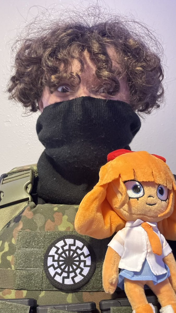 unhingedmayafag's tweet photo. thank you @dolljaks for my mymy plush that i can maximus in real life https://t.co/6YldTMIXfZ