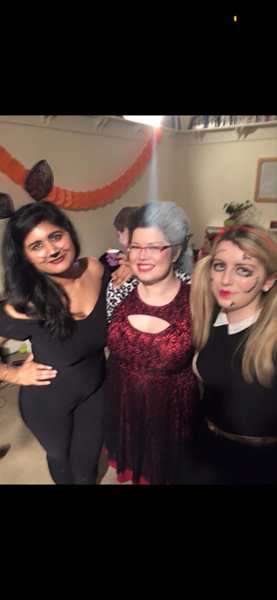 dannnoo33040's tweet photo. 8/10 uk Indian busty slut her cuck wanted me to expose his sister big tits, if you want me to rate your irls dm me https://t.co/lWht2IbpgF