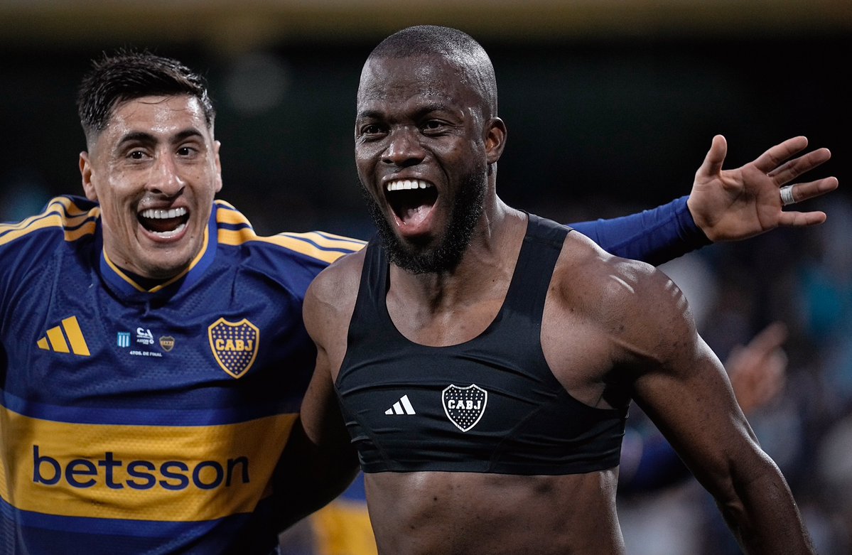 BocaJrsOficial's tweet photo. GIGANT3S EN ARROYITO https://t.co/y3mI9DQWsD