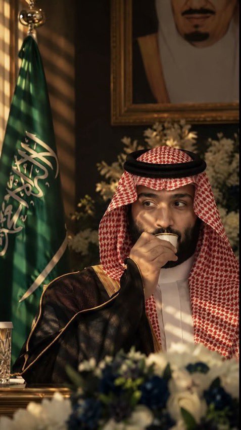 Ksa42251's tweet photo. @AzizbagBag اللهم احفظ ولي عهدنا، ووفّقه وسدّد خطاه🇸🇦

#ولي__العهد https://t.co/n7sW2MsqzP