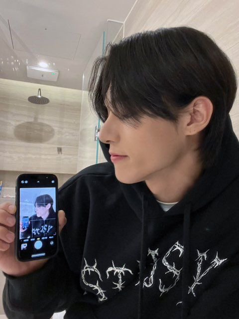 0in3w3's tweet photo. 트친소 내렷슴니댕( ^ω^ )💕 https://t.co/5FKGnZMPoJ
