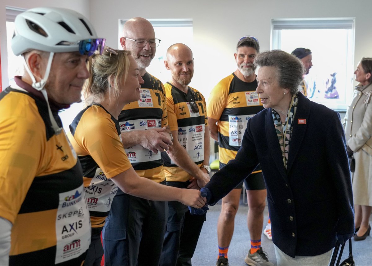 RoyalFamily's tweet photo. Wishing Sir Kevin Sinfield the very best of luck on 7️⃣ Ultra Marathons in 7️⃣ days, in support of the MND community and in memory of Rob Burrow CBE.

The Princess Royal spent time with Kevin, as well as the brilliant MND Association staff, carers, families and supporters, who will join him on this remarkable journey. 💙