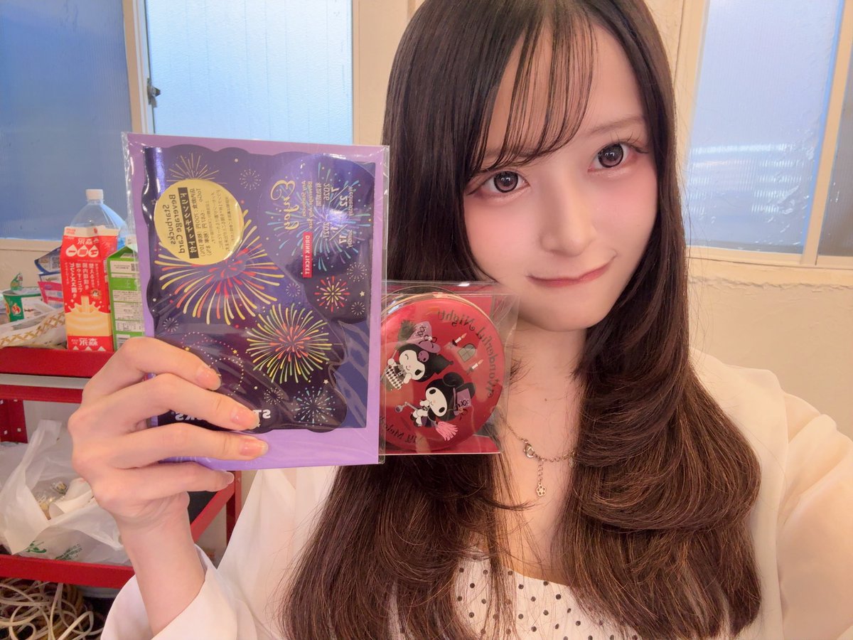 noapartner_'s tweet photo. フォトパに来て初めてお土産もらいました嬉しかったですありがとうございました🥹✨

@hkoyae  
@photopartnerjp https://t.co/lpbb4OI5Qc
