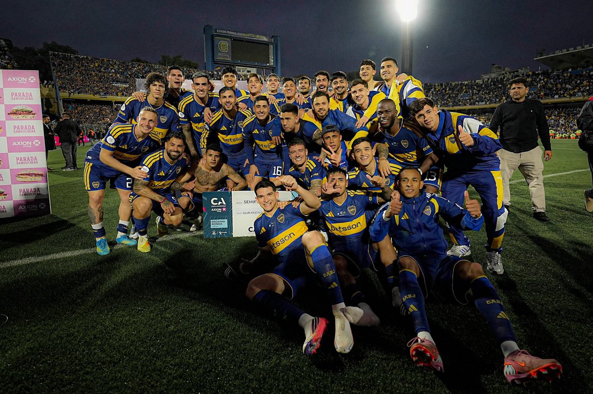 Ascacibar97's tweet photo. Gran esfuerzo de todos luchando por el triunfo hasta el final  💙💛💙 
VAMOS BOCA VAMOS @BocaJrsOficial https://t.co/158kBrb0Ur