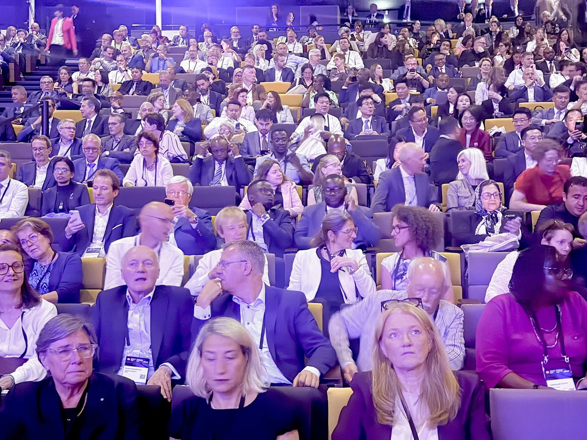 activiste3105's tweet photo. 🌍 Paris | ISO Annual Meeting 2026
La RDC au cœur de la normalisation internationale ! Le DG de l’OCC, Prof. @PLohohola, participe à cette rencontre mondiale dédiée à l’excellence, à l’innovation et au renforcement des standards de qualité.
#ISO2026 #RDC #Normalisation #Qualité https://t.co/F574zeclrV