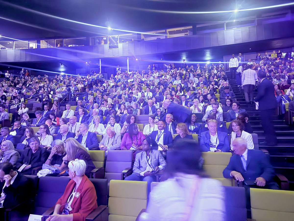 activiste3105's tweet photo. 🌍 Paris | ISO Annual Meeting 2026
La RDC au cœur de la normalisation internationale ! Le DG de l’OCC, Prof. @PLohohola, participe à cette rencontre mondiale dédiée à l’excellence, à l’innovation et au renforcement des standards de qualité.
#ISO2026 #RDC #Normalisation #Qualité https://t.co/F574zeclrV