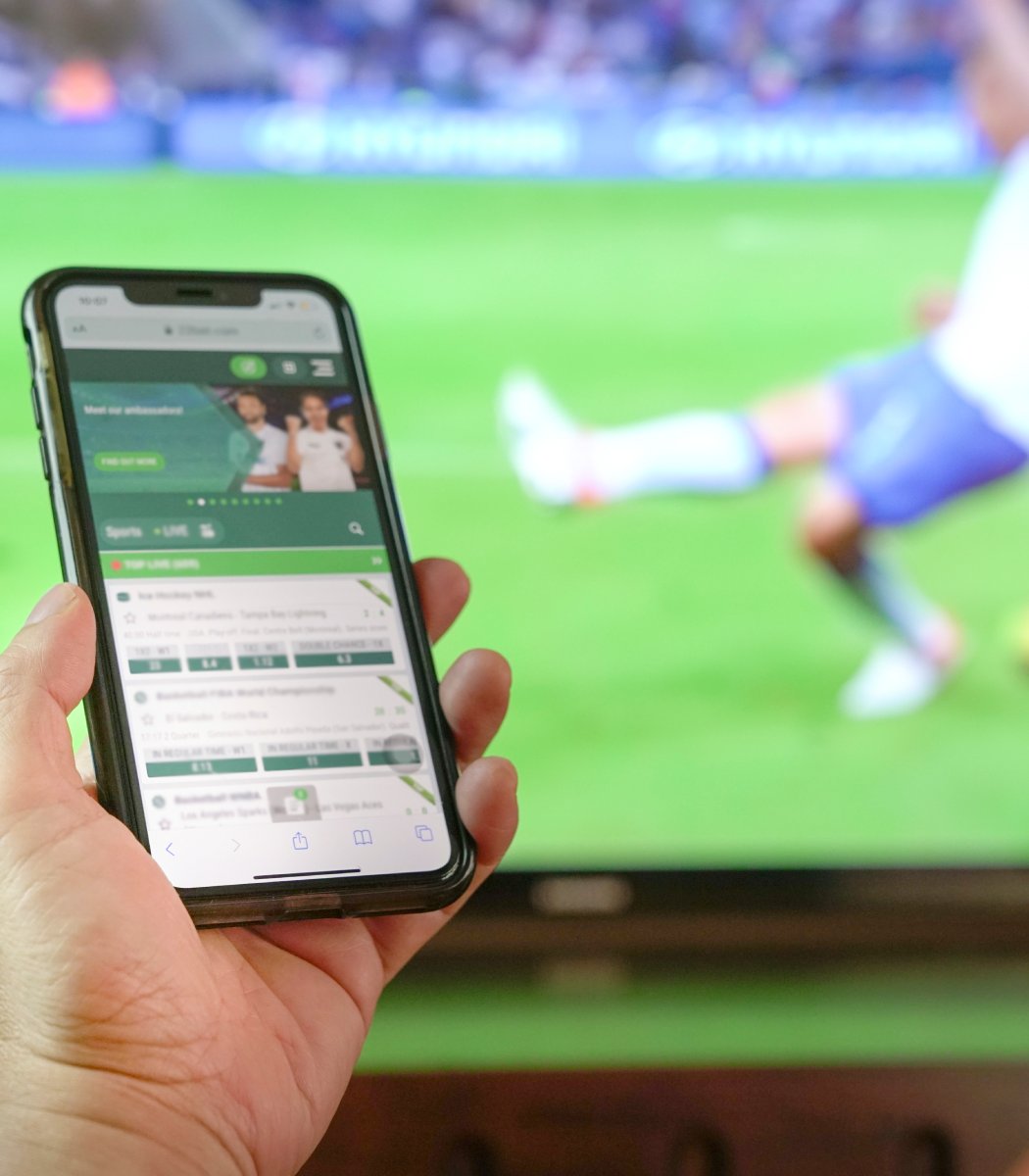 pubity's tweet photo. Brazil has banned online sports betting and revealed debt relief measures for households impacted by gambling addiction. https://t.co/CRx9HER765