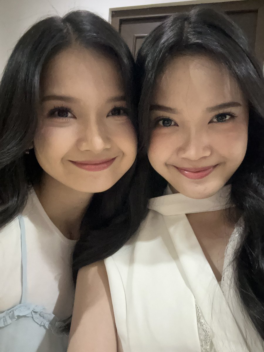 Ribka_JKT48's tweet photo. #SenIndah 😲😲😲 https://t.co/7GrvFdcDW8