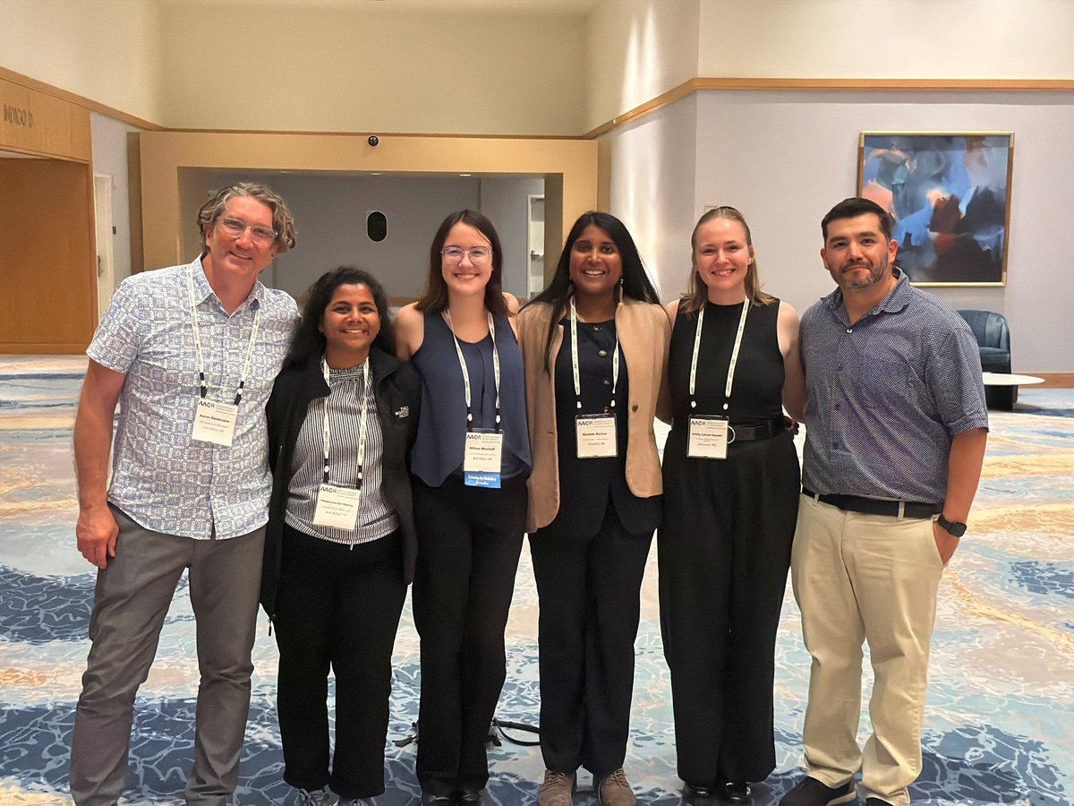 UMICHpancreas's tweet photo. When a great team comes together, great science happens!   #AACRpan26 @RashmiJKumar @emilylasse @ABischoff17 https://t.co/YLUAkCwVTe