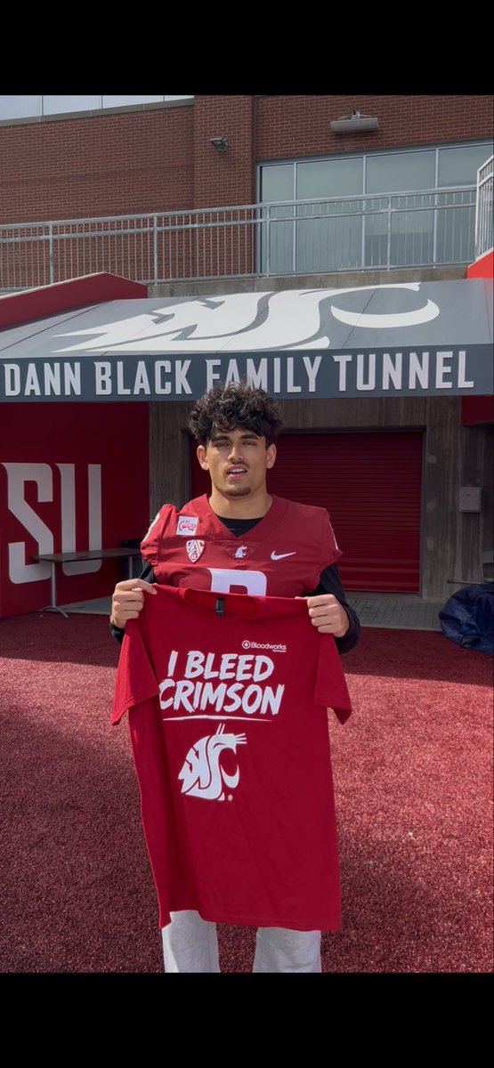WazzuNIL's tweet photo. I Bleed Crimson. I Give Back. 

Our athletes are proud to team up with @BloodworksNW for the Cougs vs. Huskies blood drive and help rally Cougar fans to give back to our community.

Every donation counts. #GoCougs! https://t.co/2zHSlaiqEk