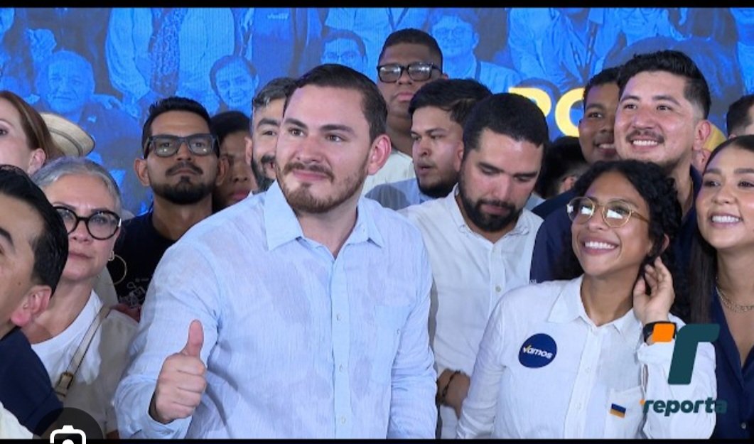 Nieto1945Juan's tweet photo. PIENSA MAL Y ACERTARÁS...¿Quiénes son los que están detrás de VAMOS meciendo la cuna? Serán los mismos Poderosos que NO dan la cara pero que trabajan en la oscuridad para repartirse el Pastel a costillas de los  incautos y que son los que en un lustro nos llevaron a la ruina? https://t.co/x2frfdVTEg