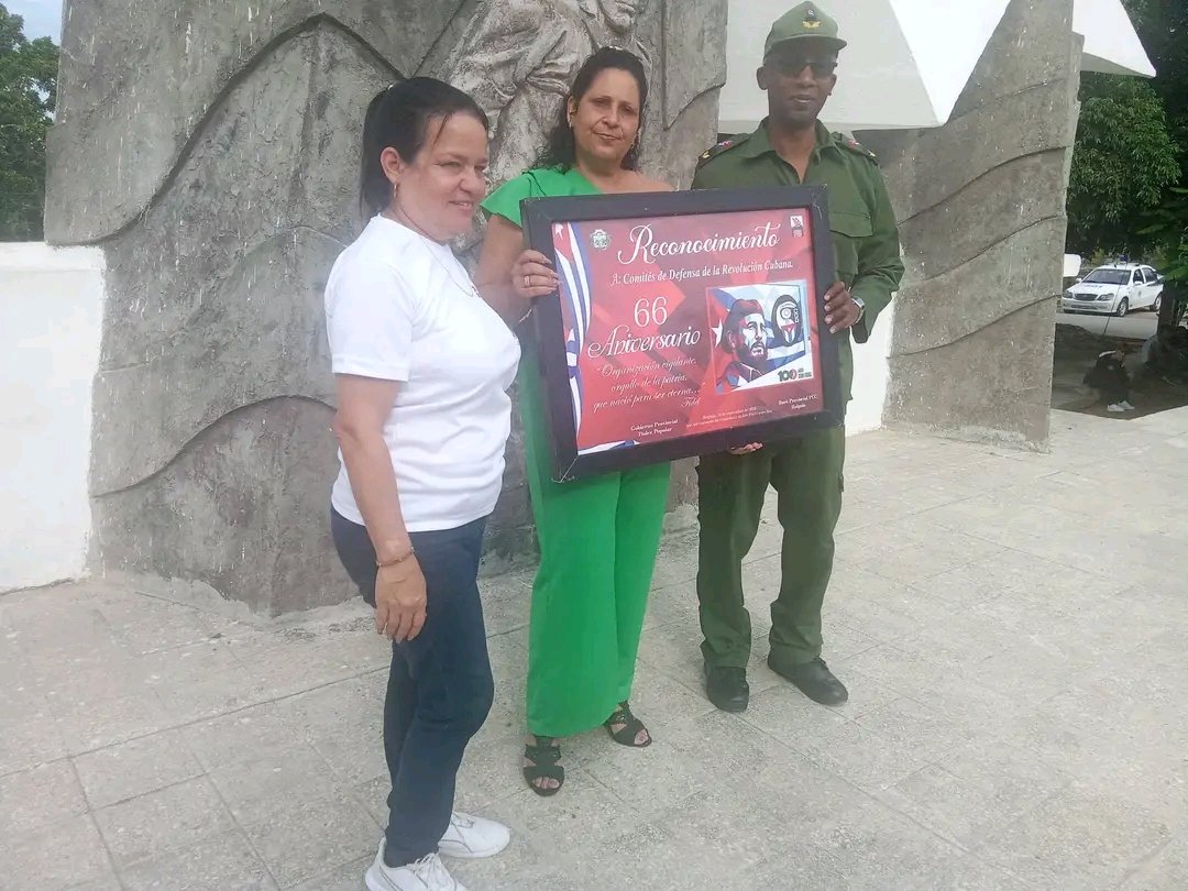 MejiasAlexei's tweet photo. Felicitamos a todos los cederista #Cuba y en especial a los de #HolguínSí en el 66 Aniversario de la fundación de los #CDR por  el Comandante en Jefe Fidel Castro Ruz.
#HonorHolguinero
#100AñosConFidel https://t.co/4Ci4nFFFP3