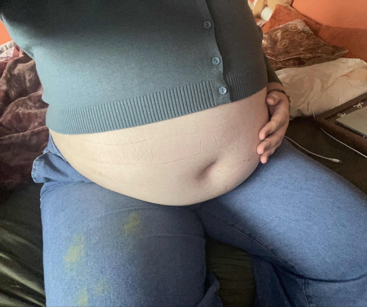 bevvyballoon's tweet photo. Overdid it on the beverages now my clothes are too tight on the belly https://t.co/x84ImWz6eX