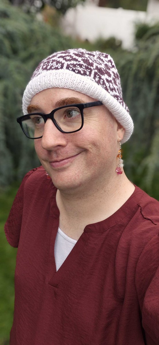 JezebelFawnie's tweet photo. Sapphic girlies, I need y'all to help hype a newfound sister up! I'm not feeling remotely confident in this look, so any love you can send my way would be amazing!

#trans #transwoman #wlw #sapphic https://t.co/bj3wTWgFkF