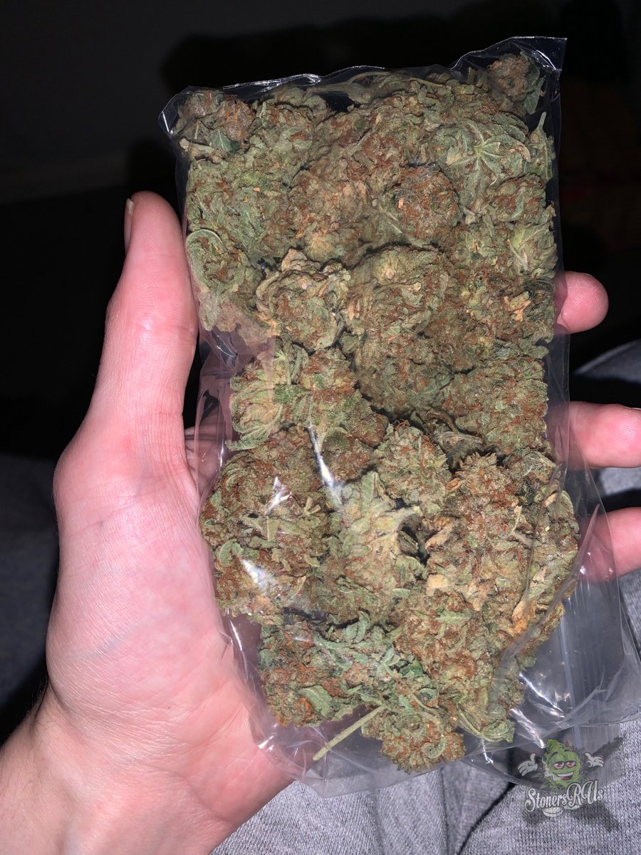 _StonersRUs_'s tweet photo. Homegrown weed will always be better than dispensary weed, you can’t change my mind 😮‍💨 https://t.co/V7G2FHop2K