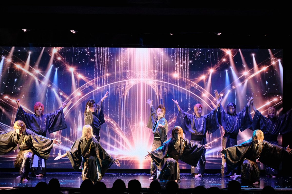 KBGK202310's tweet photo. 9月優伎座公演
本日千秋楽❣️
昼夜公演でもたくさんのお客様にお越しいただき賑やかに優伎座の皆様を送り出すことができました🥹✨
関東のお客様、遠征のお客様、またゲスト様のファンの皆様や団体様、初めてのお客様も❗️
足元のお悪い中、毎日のご来場、ご声援本当にありがとうございました☺️✨

28日(月)千秋楽
夜の部は恒例の舞台写真プレゼントあります🎁
昼夜公演
昼　千太郎変化
夜　三丁目の虎
ショー　This Is Me 　

明日明後日は休演日❗️
次は10月1日より、たつみ演劇BOXの公演が幕を開けます🐉
「芝居の小泉」が魅せる本格芝居と豪華絢爛な舞踊ショーを、どうぞお楽しみくださいませ☺️🌸

#歌舞伎町劇場
#大衆演劇
#優伎座
#市川英儒
#市川侃汐朗