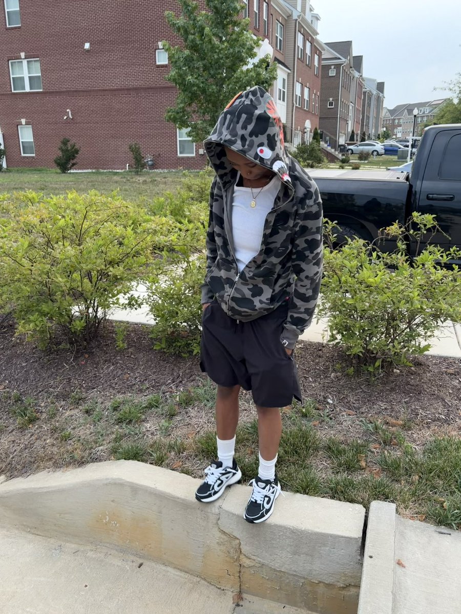 1ulky's tweet photo. https://t.co/bL5YluBJIg