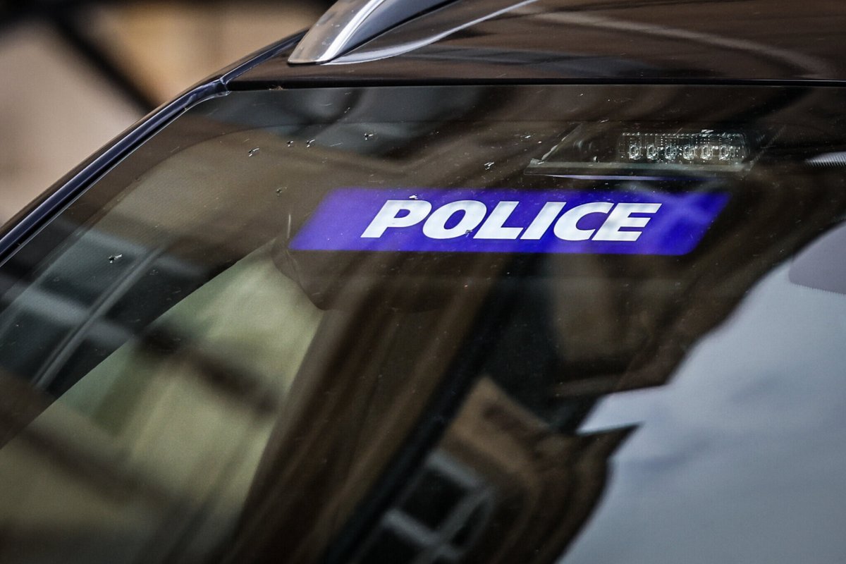 le_Parisien's tweet photo. Frappée à mort « avec un haltère » : un homme de 72 ans placé en garde à vue pour le meurtre de sa compagne de 70 ans au Havre
➡️ https://t.co/x8d0gATd2C https://t.co/BgTVT7b0lV