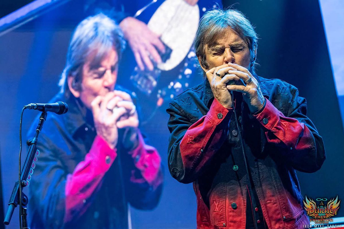 TheJonathanCain's tweet photo. So grateful for every single one of you who continues to show up, sing along, and support us on this tour. After all these years, your love and encouragement never go unnoticed.

Thank you for being part of this journey and making every night so special. Still counting my blessings, and I can’t wait to see you at the next show!