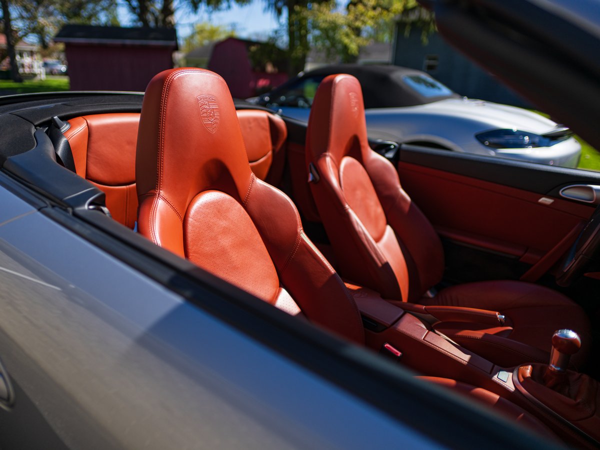 AreteAutoSalon's tweet photo. We love it when the detail is a tailored package to the vehicle's needs! This Porsche 911 Turbo came in for leather conditioning, PPF coverage where there should have been, new mirrors- flourishes and improvements that get it ready for life in NY! https://t.co/PrdOkQ7k2S