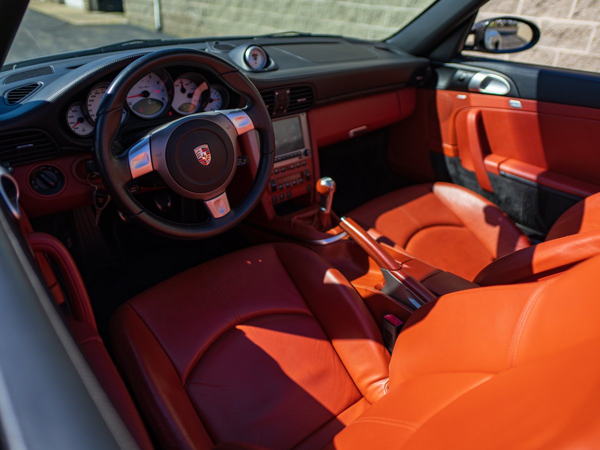 AreteAutoSalon's tweet photo. We love it when the detail is a tailored package to the vehicle's needs! This Porsche 911 Turbo came in for leather conditioning, PPF coverage where there should have been, new mirrors- flourishes and improvements that get it ready for life in NY! https://t.co/PrdOkQ7k2S