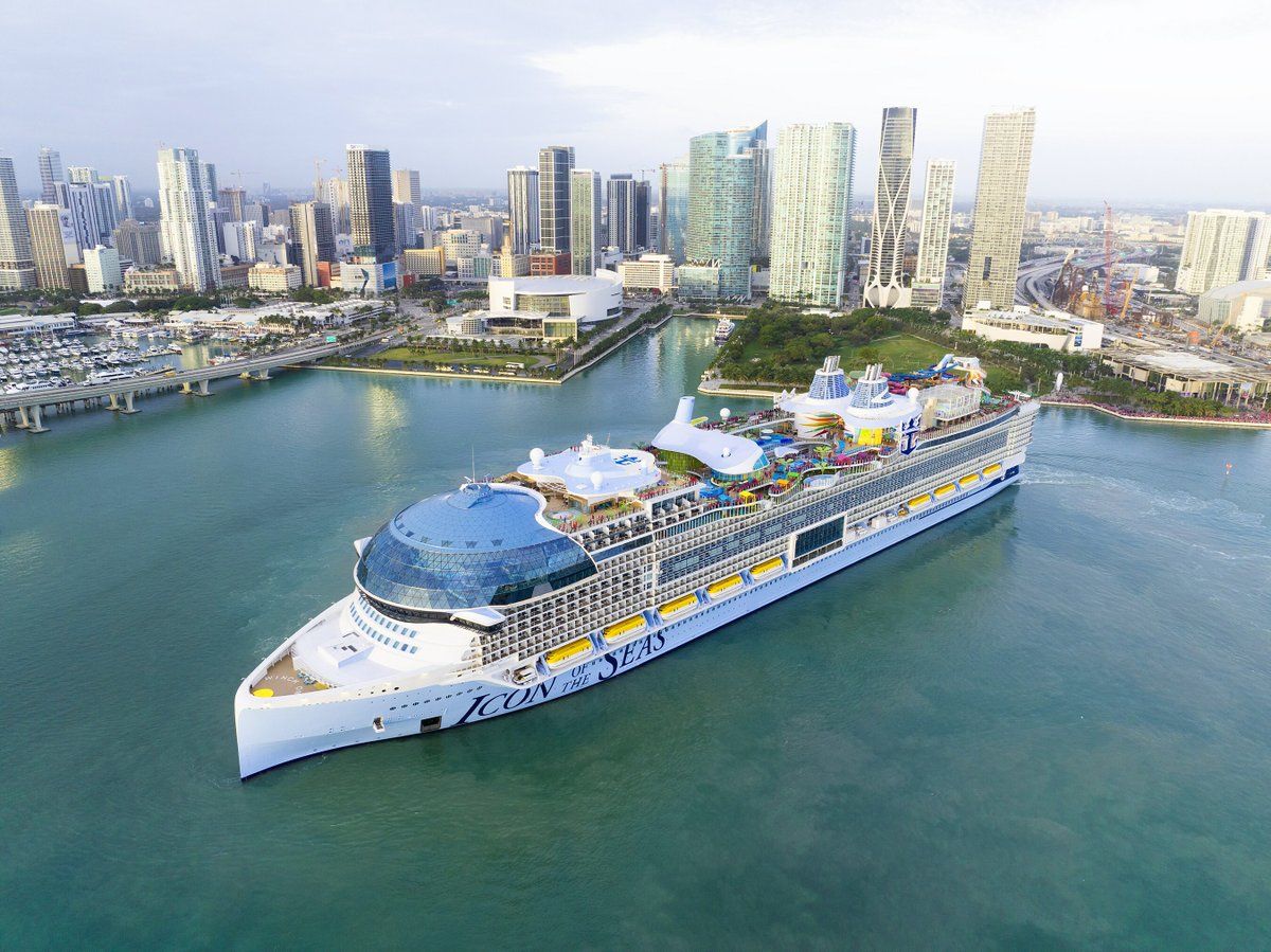 HookedCruising's tweet photo. Tough break for Icon of the Seas sailors: after the one-day Miami maintenance delay, today's Costa Maya stop is canceled. Royal is making it right with refundable onboard credit, and anything unspent goes back to your card. https://t.co/HcaAETkVVa