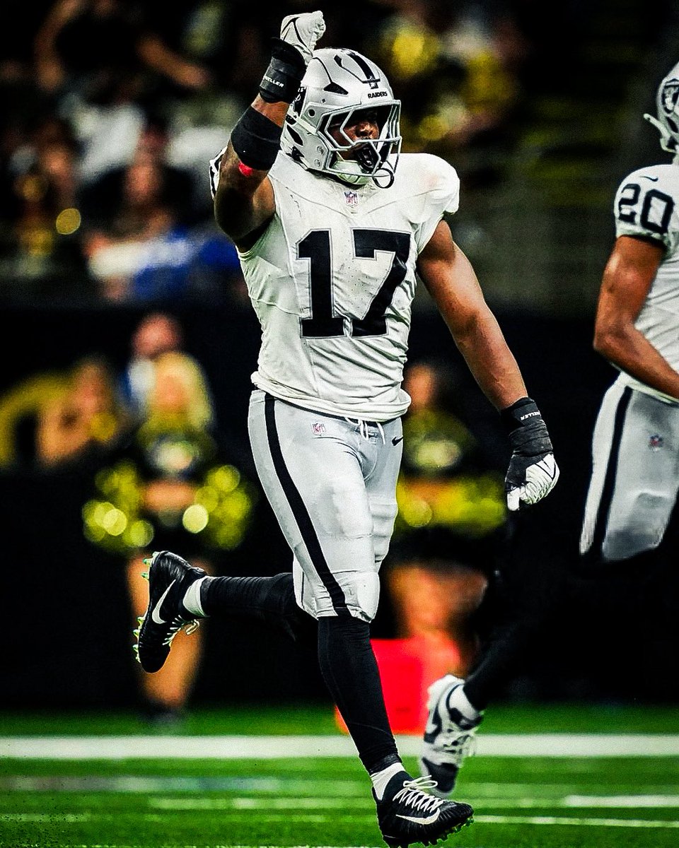 RaidersLead's tweet photo. After 3 weeks, #Raiders LB Nakobe Dean leads the league with 3 forced fumbles, he has had one in all 3 games the #Raiders have played this season

Now thats a game changer https://t.co/fRS75WnD5e