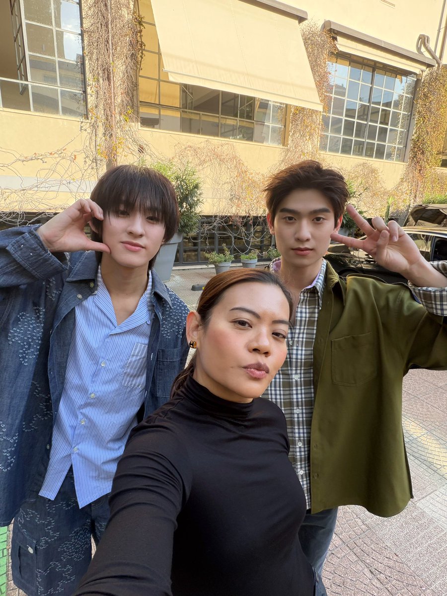 Wednesday_Nov's tweet photo. First few days of running errands in Milano with my favorite people 🫶🏻❤️😘

#tthomastc #kongjiro 
 #thomaskong https://t.co/MNySmpeyPx