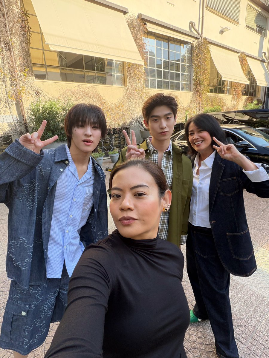 Wednesday_Nov's tweet photo. First few days of running errands in Milano with my favorite people 🫶🏻❤️😘

#tthomastc #kongjiro 
 #thomaskong https://t.co/MNySmpeyPx