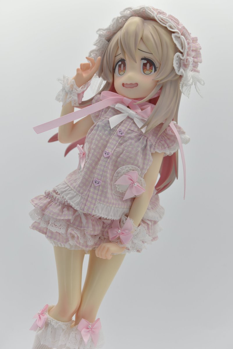 DLH3776's tweet photo. これもドール服の定番の一つかな https://t.co/omSy19xUZN