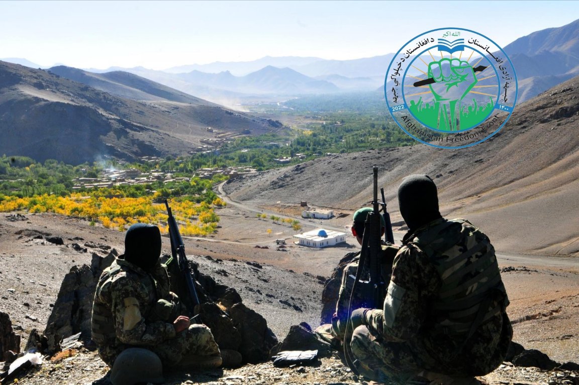 cyberpionier's tweet photo. Army of Afghanistan, fighting under General Zia, moving south along the border, through Nuristan to Kunar Provinces, with great success!

61 Taliban killed/wounded in 2 days.

The Taliban confirmed the advances in internal documentation.

#UntilFreedom #تاآزادی

Great update 👇 https://t.co/4e7lvBkdzU