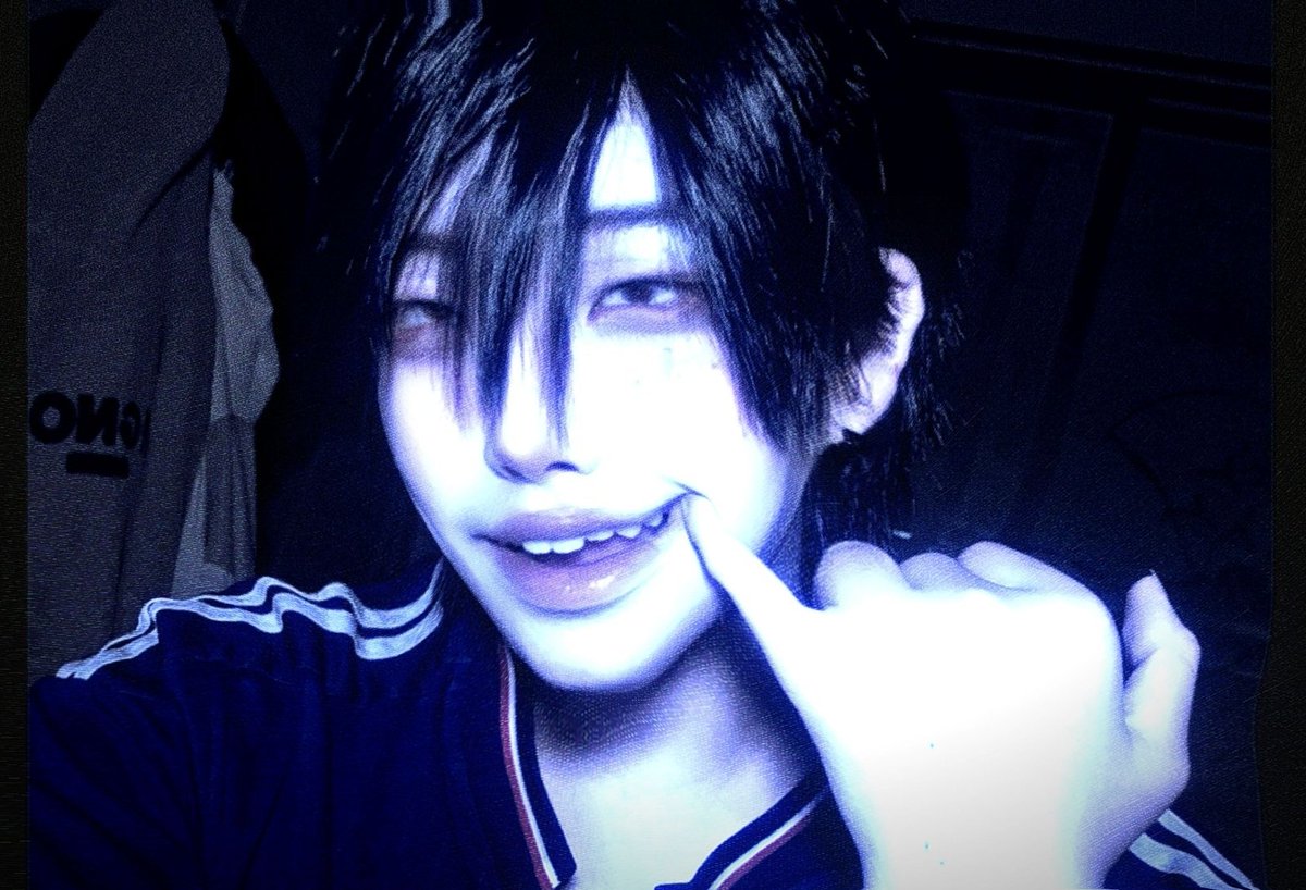 mugen_x1's tweet photo. 가발새로와서 메컵했지요 https://t.co/zDj8z8oWMO