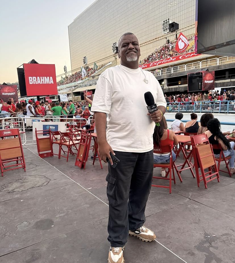 barrracao's tweet photo. 🥀 Tristeza no mundo do samba.

Infelizmente, faleceu hoje o sambista e repórter da Rio Carnaval Arilson Cantanhede. Meus sentimentos aos familiares e aos amigos neste momento de dor. https://t.co/gzXKBx0Yyh