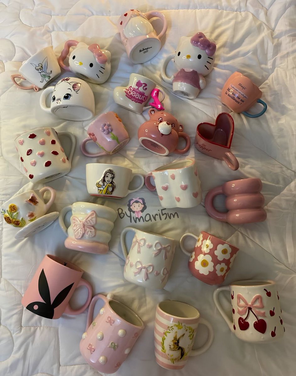 fairiehaze's tweet photo. i love pretty mugs https://t.co/rNHJubPiYO