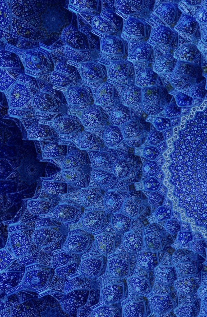 aseelswaid9's tweet photo. One of my works, Blue Islamic Architecture https://t.co/b9Ip3wS4jS