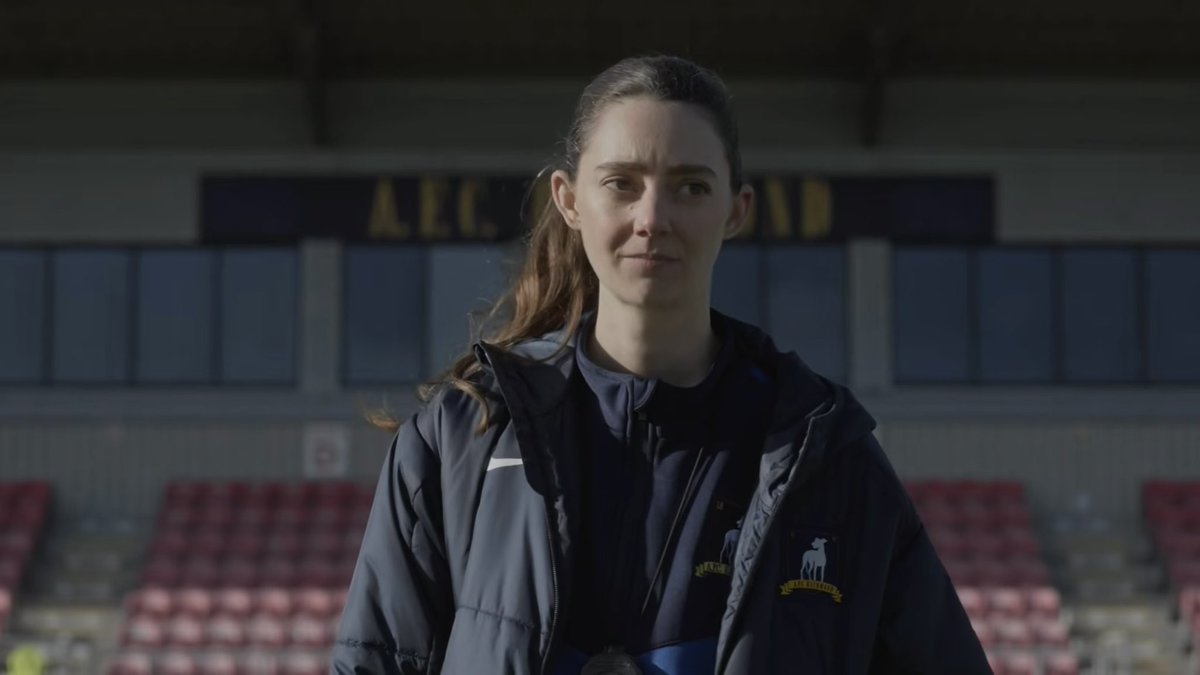 flosartha's tweet photo. “Alice is like Nate!” “Alice is like Roy!” What if we viewed Alice as her own person who is defined by her actions and experiences which are intrinsically different from either of them because she is a woman in women’s football and the disparity between her and them is apparent? https://t.co/tPrfSL7whc